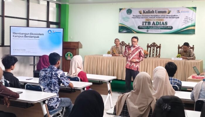 Kemendiktisaintek Berikan Kuliah Umum di ITB Adias Berikan Pesan : Sarjana Malas Adaptasi Bakal Digeser Lulusan SMK!