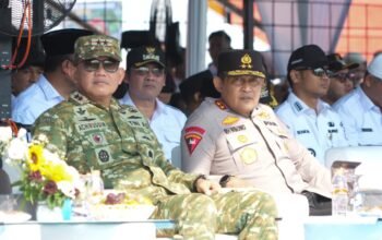 Lautan Seragam Hijau di Wujil, Mayjen Achiruddin Bakar Semangat 6.000 Satlinmas