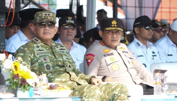 Lautan Seragam Hijau di Wujil, Mayjen Achiruddin Bakar Semangat 6.000 Satlinmas