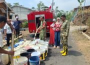 Sumber Air Menyusut, TNI Gerak Cepat Guyur Bantuan Air Bersih di Pulosari