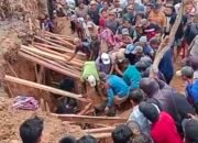 Detik-Detik Tebing Galian Fondasi Rumah di Desa Tlagasana Ambrol, 2 Nyawa Melayang